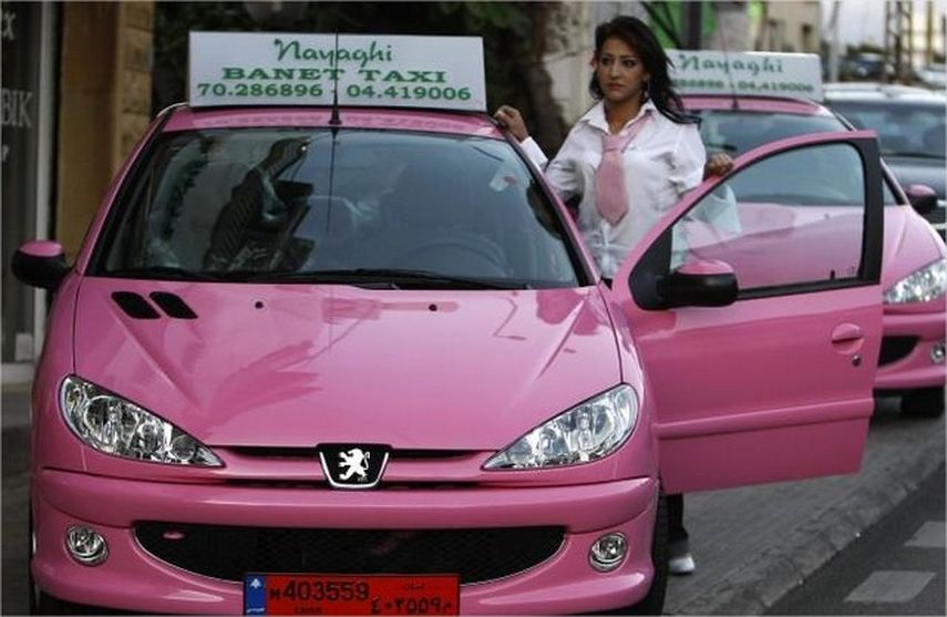 El grupo representa a unos 30.000 conductores de taxis y limusinas. (Foto: EFE)