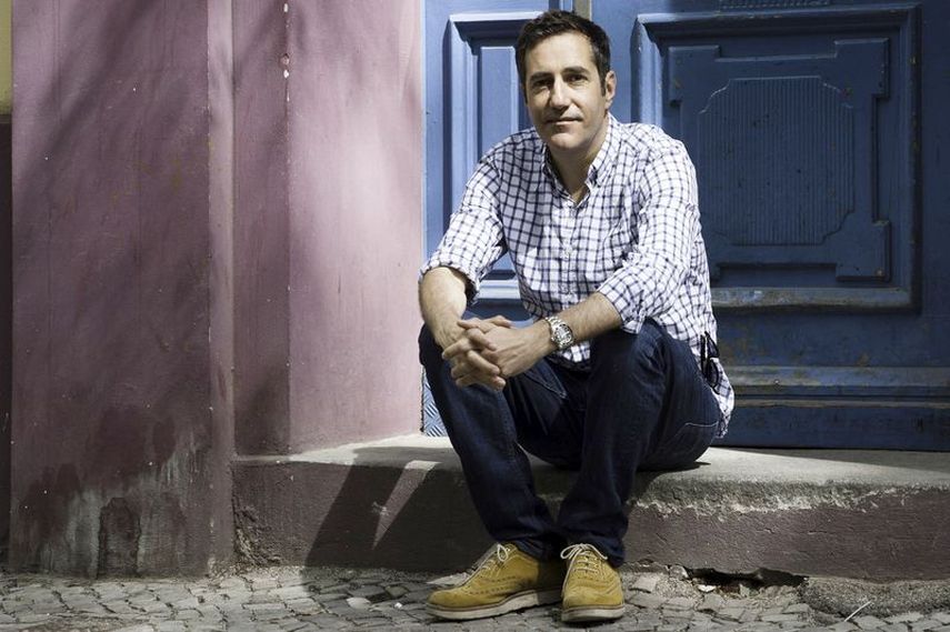 Carlos de Vega (Ilia Beckmann)