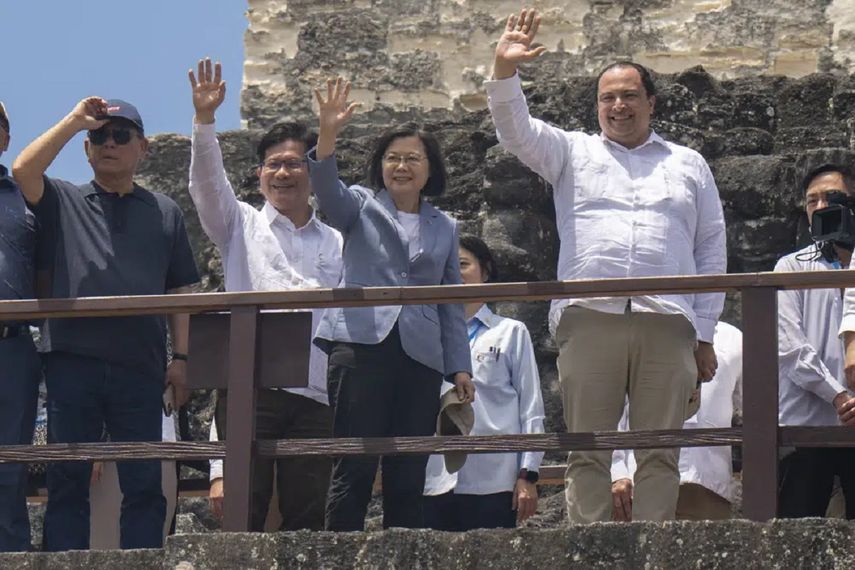 Guatemala es un sólido aliado diplomático de Taiwán, destacó Tsai al brindar ante la prensa un mensaje conjunto con Giammattei