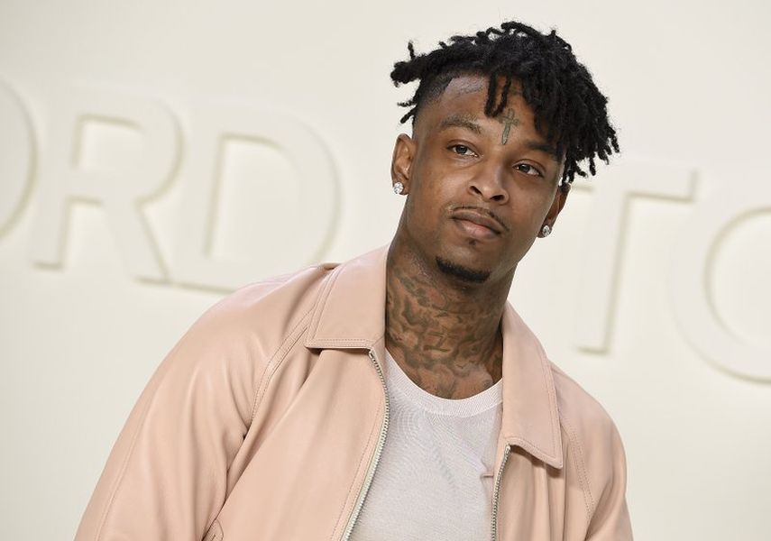 En esta foto del 7 de febrero de 2020, 21 Savage asiste a la presentaci&oacute;n de la colecci&oacute;n oto&ntilde;o-invierno de Tom Ford en Los &Aacute;ngeles.&nbsp;