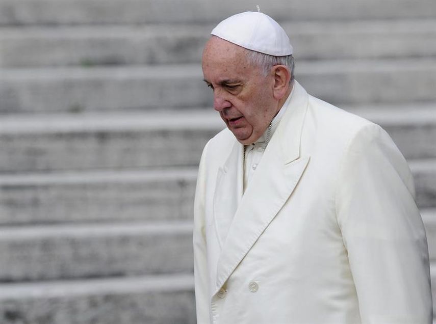 El papa Francisco lamentó los conflictos que sacuden la paz mundial. Dios llora, Jesús llora, dijo. (EFE)