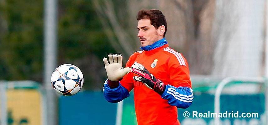 El guardametas del Real Madrid y de la selección española Iker Casillas, del que las féminas destacan su seguridad ( Foto: Facebook de Casillas)