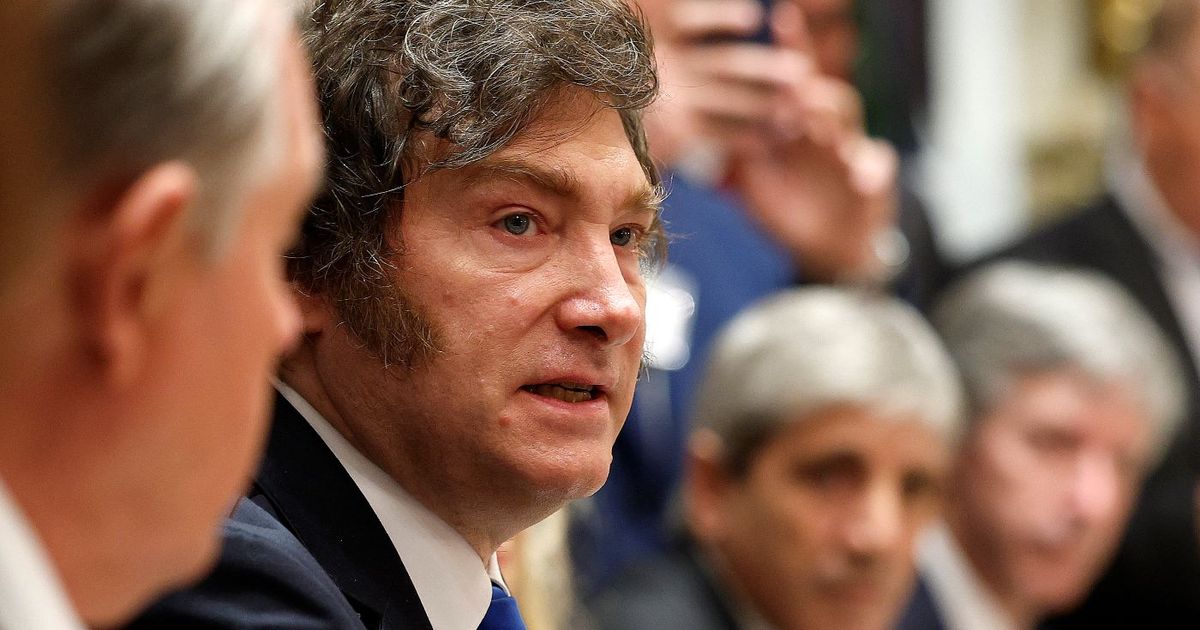 Argentina oficializa multimillonario financiamiento de EEUU