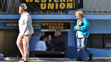 Western Union hace más ricos a los militares castristas