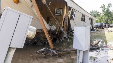 Esta fotografía del domingo 20 de junio de 2021 muestra una vivienda en la calle Hunter Creek Road que fue destruida el sábado por inundaciones, en Northport, Alabama.&nbsp;