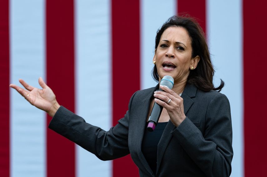 La senadora estadounidense Kamala Harris anunció su apoyo a Joe Biden. 