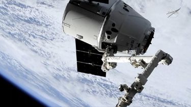 Estadounidenses y rusos siguen siendo amigos en el espacio, dice un astronauta