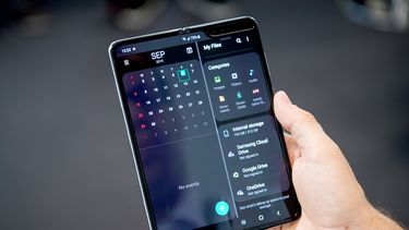 Fotograf&iacute;a del&nbsp;tel&eacute;fono plegable de Samsung que puede convertirse en tableta.