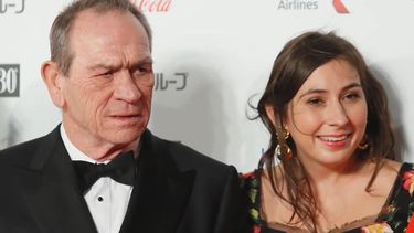 El actor Tommy Lee Jones junto a su hija Victoria Jones.&nbsp;