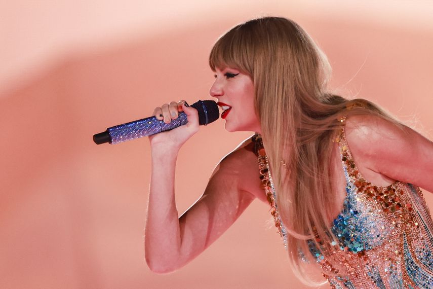 Escenas de la gira Eras de Taylor Swift en el SoFi Stadium – Telemundo 52