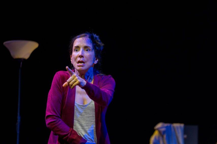 Las delicadas lágrimas de la luna menguante, de Rebeca Alemán, representa a Venezuela, Chicago y Estados Unidos en la edición 39 del Festival Internacional de Teatro Hispano de Miami, que se celebra del 4 al 28 de septiembre.&nbsp;