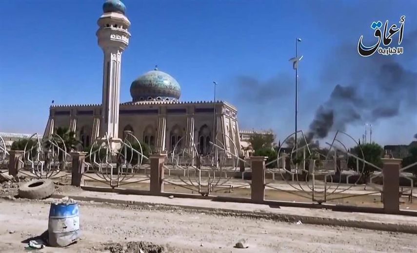 Captura de un video facilitado por el grupo simpatizante de los yihadistas Aamaq Media de la ciudad de Ramadi, a 110 kilómetros al oeste de Bagdad (Irak). La conquista de la ciudad iraquí de Ramadi por los yihadistas ha provocado una nueva crisis human