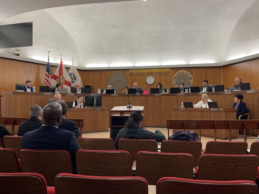 Primera reunión del equipo multidisciplinario en Hialeah.&nbsp;