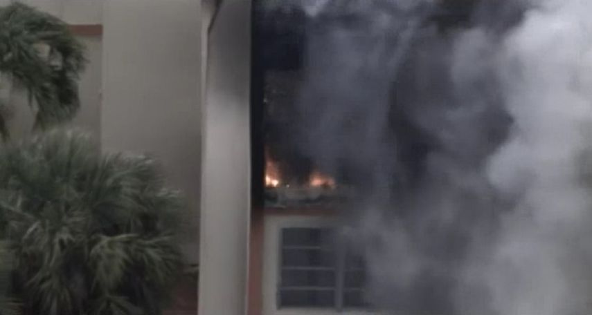 El incendio ocurrió en el edificio ubicado en 2551 NW 41a Avenida, en Lauderhill.