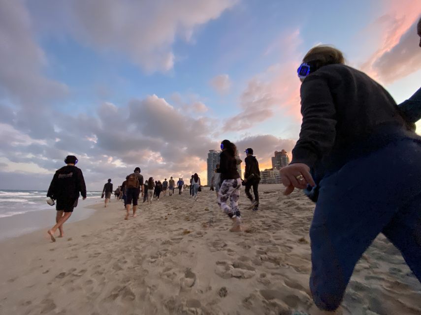 MindTravel Silent Walk, en Miami Beach.