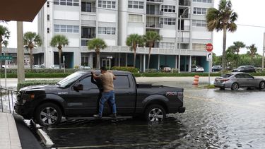 Calles inundadas en el sur de la Florida.&nbsp;