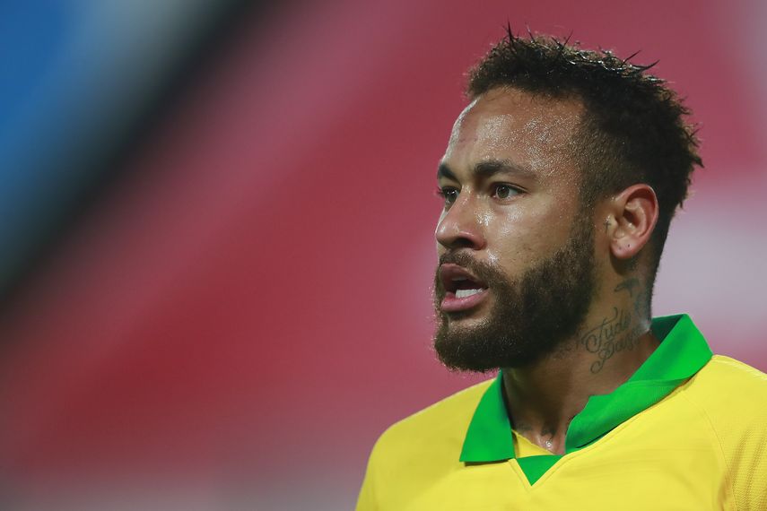 Neymar - 13 de octubre de 2020 es captado por las cámaras en un juego de eliminatoria Sudamericana contra Perú, en el cual anotó 3 goles