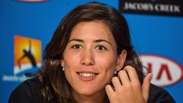 Garbiñe Muguruza se mostró animada y con deseos de empezar el primer Grand Slam de un año que prevé interesante y duro. (EFE)