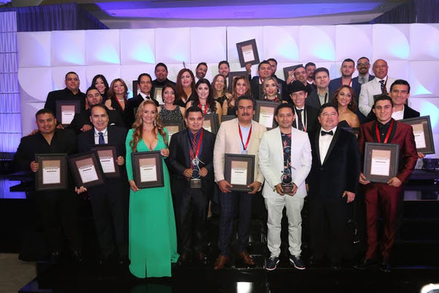 Los ganadores de Sesac Latina Music Awards 2016. (CORTESÍA)