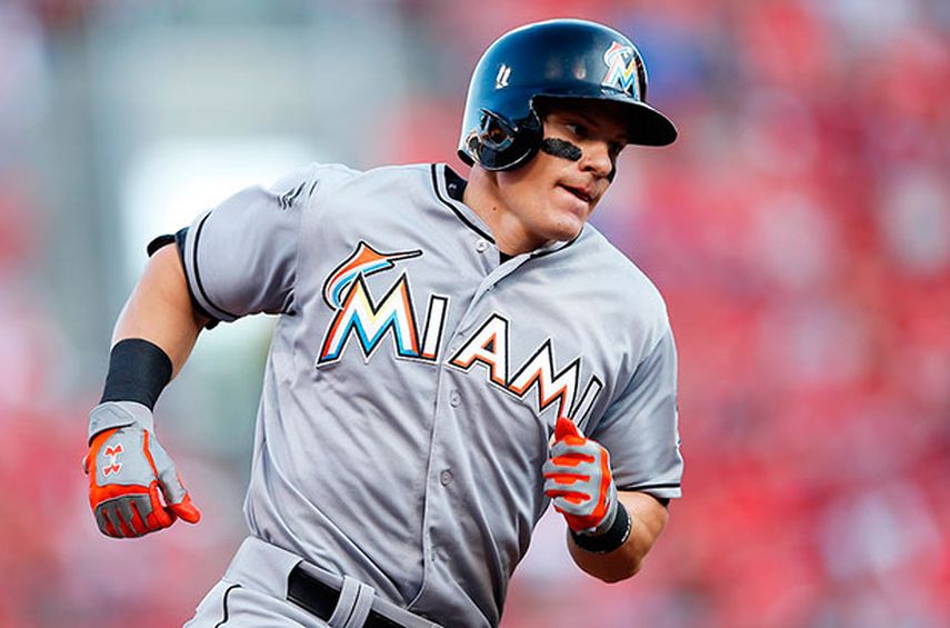 Dietrich produjo las dos carreras de los Marlins. (ARCHIVO)