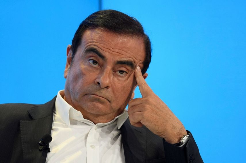 El máximo directivo de la alianza Renault-Nissan-Mitsubishi, Carlos Ghosn, fue detenido hoy en Tokio por supuestas irregularidades fiscales que también conllevarán, de momento, su cese como presidente del grupo automovilístico nipón.