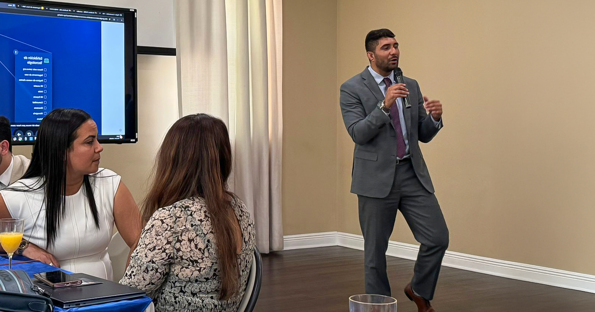 Demanda colectiva busca ‘green card’ para cubanos con I-220A