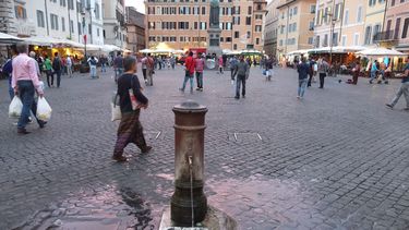 Más de 2.000 fuentes públicas de agua potable de Roma quedarán sin servicio a partir de la próxima semana, como consecuencia de la excepcional situación de sequía que afecta a la ciudad.
