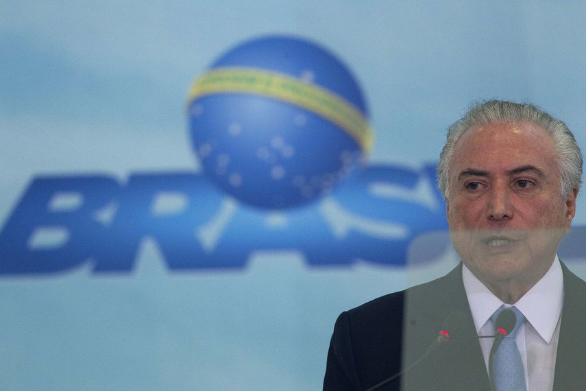 Temer, en el poder desde mayo pasado tras la destitución de Dilma Rousseff, ha insistido en repetidas ocasiones en que terminará su mandato, que expira el 1 de enero de 2019.