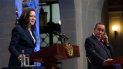 El presidente guatemalteco Alejandro Giammattei, a la derecha, escucha a la vicepresidenta Kamala Harris durante una conferencia de prensa en el Palacio Nacional en la Ciudad de Guatemala. El presidente guatemalteco Alejandro Giammattei, a la derecha, escucha a la vicepresidenta Kamala Harris durante una conferencia de prensa en el Palacio Nacional en la Ciudad de Guatemala.