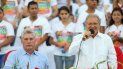 El expresidente de El Salvador, Salvador Sánchez Cerén, habla en un evento partidario del FSLN durante una visita a Nicaragua. Sentado a la izquierda, el designado gobernante cubano Miguel Díaz-Canel. El expresidente de El Salvador, Salvador Sánchez Cerén, habla en un evento partidario del FSLN durante una visita a Nicaragua. Sentado a la izquierda, el designado gobernante cubano Miguel Díaz-Canel.