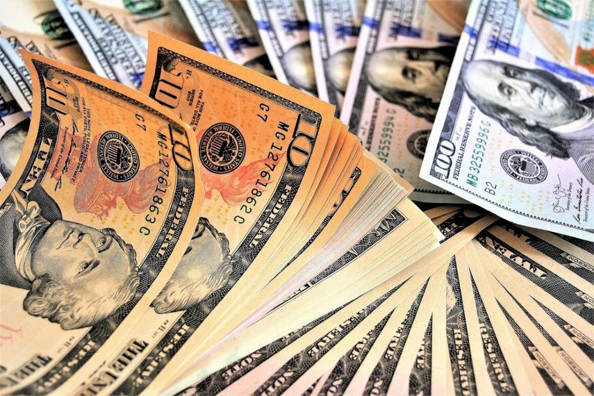 Las remesas de Estados Unidos a Latinoamerica han aumentado en el último año pese a la pandemia.