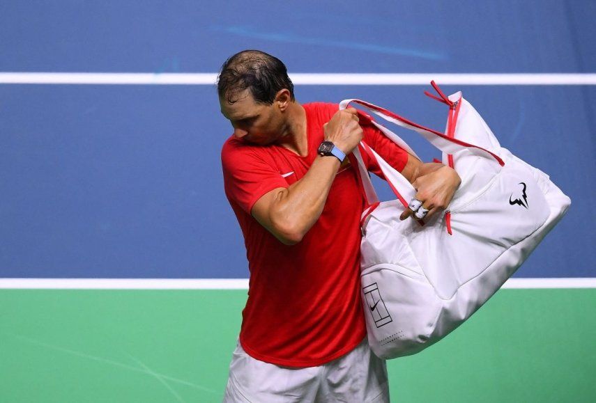 El español Rafael Nadal abandona la cancha tras un partido de la Copa Davis, el 19 de noviembre de 2024.