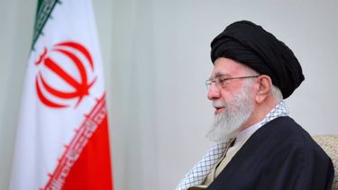 El líder supremo de Irán, el ayatolá Alí Jamenei, durante una reunión en la capital, Teherán