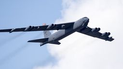 Estados Unidos envió el martes dos bombarderos&nbsp;B-52&nbsp;a solo 250 kilómetros de la provincia china de Cantón.&nbsp;