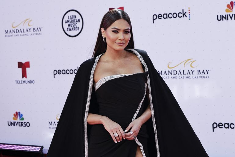 Andrea Meza llega a los Premios de Música Latinoamericana 2022 en Michelob ULTRA Arena el 21 de abril de 2022 en Las Vegas, Nevada. 