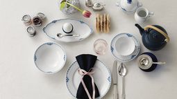 La opulencia ya no está de moda. Para una mesa de desayuno primaveral, basta con pequeños detalles.